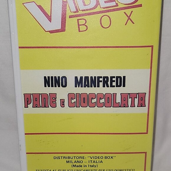 Pane E Cioccolata 1974 Bread and Chocolate Nino Manfredi VHS Video Italian - Picture 2 of 3